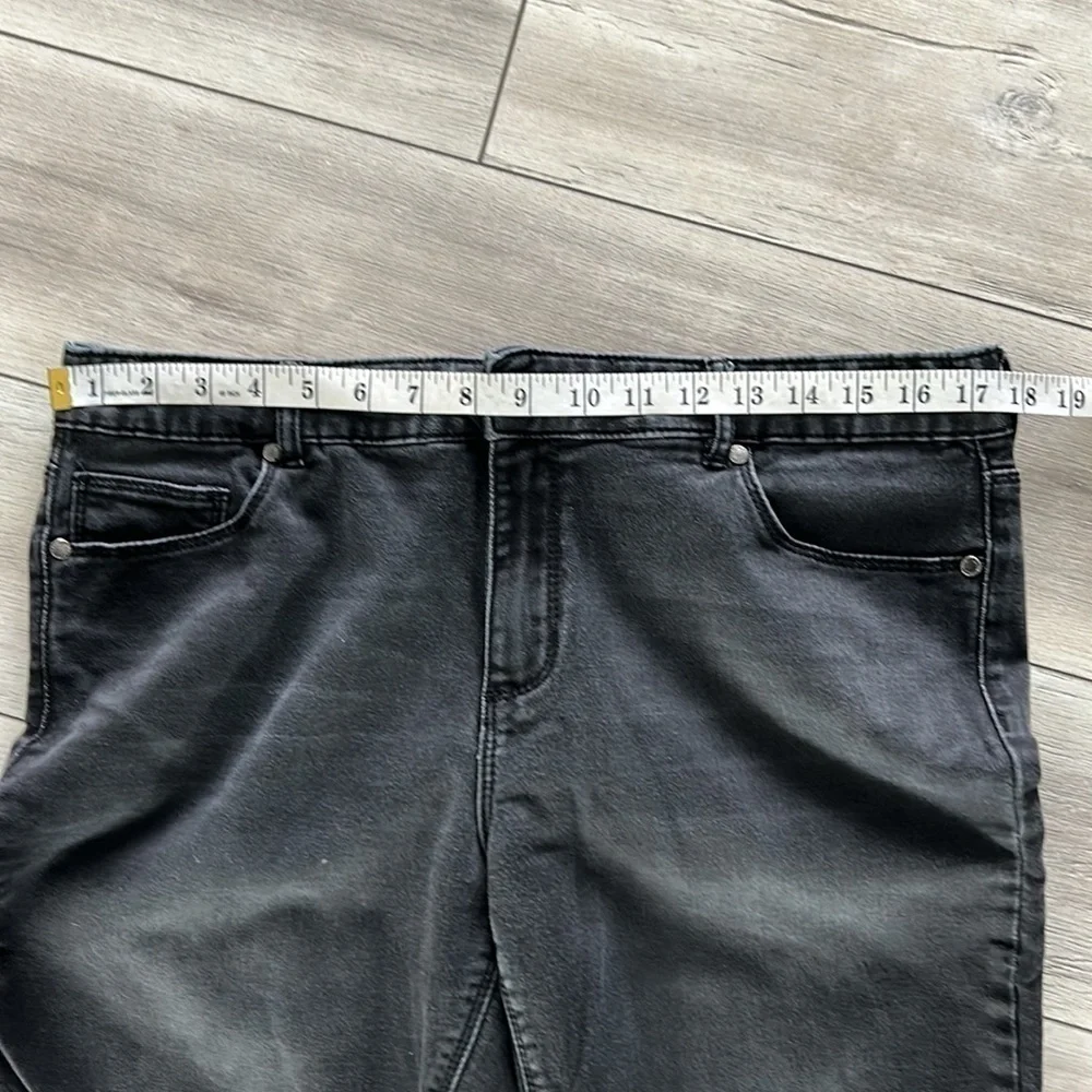 Buffalo Mimi slim boyfriend jeans size 12